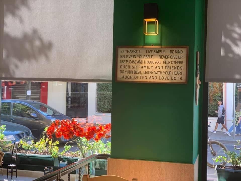 Stephen Center B&B Tirana Exterior foto